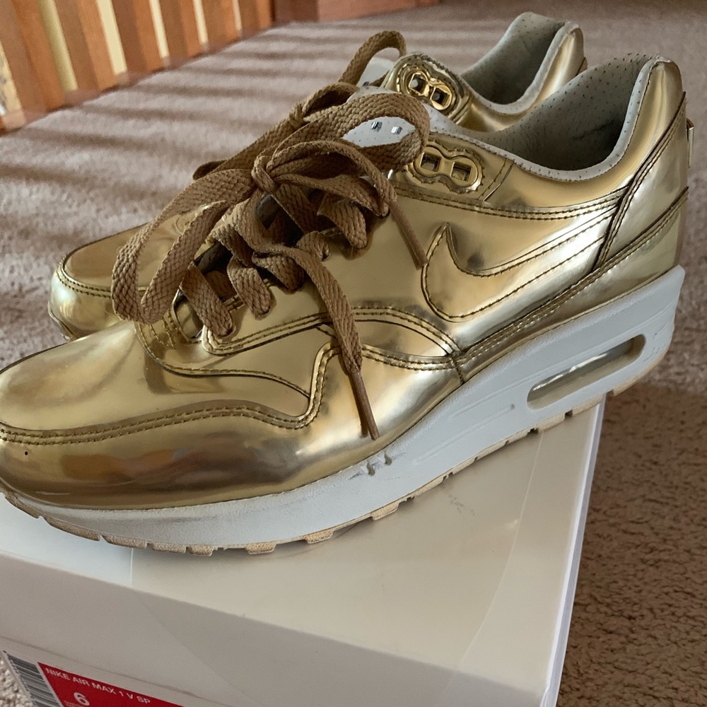 Nike Airmax 1 V SP Liquid Metal Metallic Gold sz 6